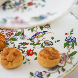 Pembroke Cake Stand