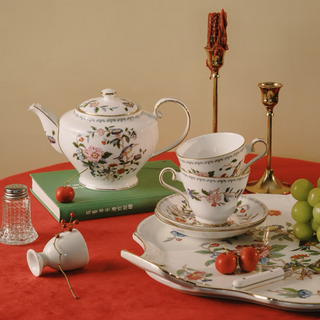 Pembroke Stratford 5 Pieces Tea Set