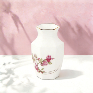 Elizabeth Rose Hexagoal Bud Vase