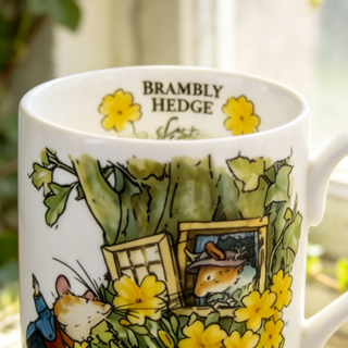 Brambly Hedge Countryside Warmth Larch Mug - Awakening Garden