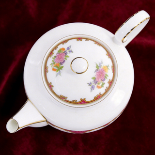 Wilton Small Teapot -Red