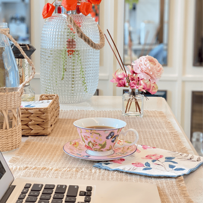 Cottage Garden Windsor Tea Cup & Saucer-Pink – Aynsley