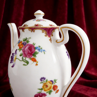 Wilton Coffee Pot 1000ml-Red