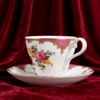 Wilton Stratford Tea Cup & Saucer-Red